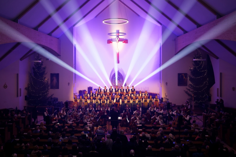 KONCERT ZESPOŁU MAZOWSZE