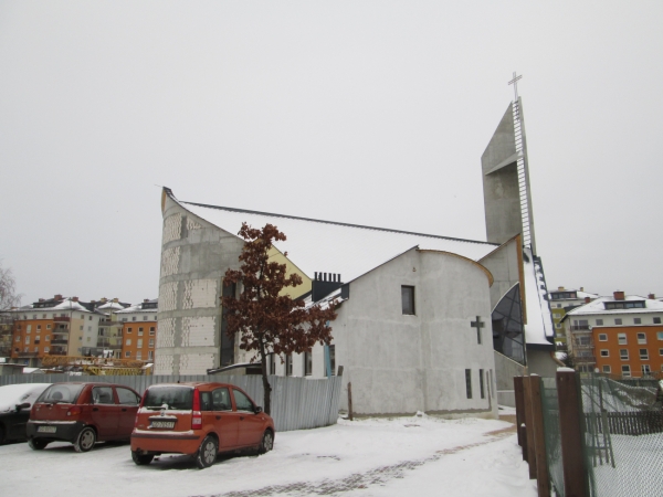 Kościół ma już wszystkie okna