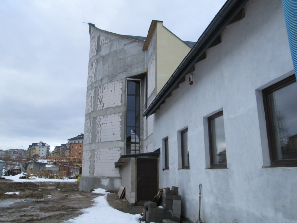 Pierwsze okna już są